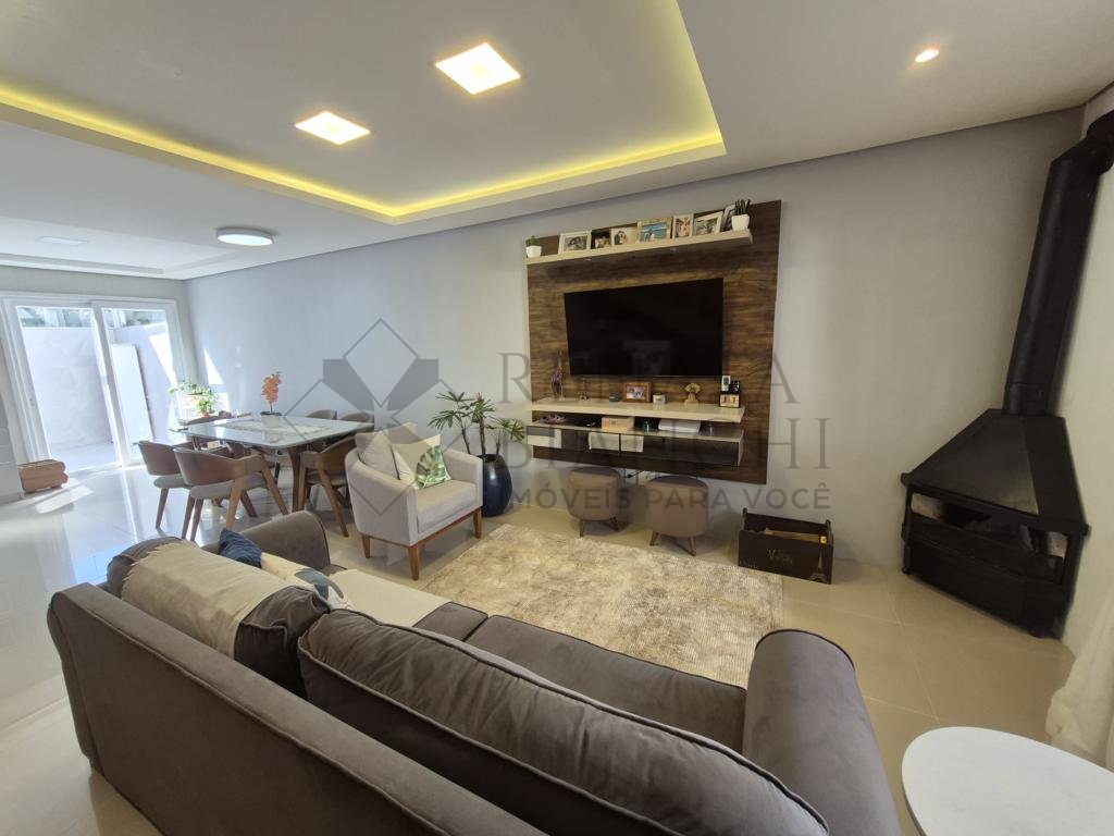 Casa Geminada 2 dormitórios