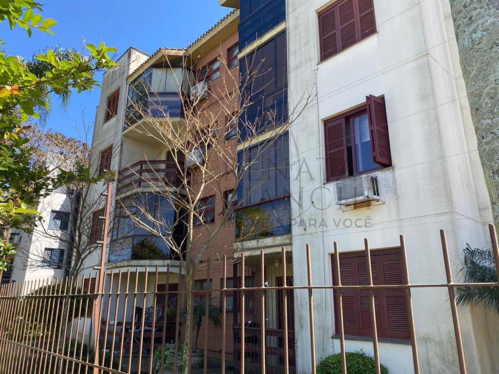Apartamento 3 dormitórios