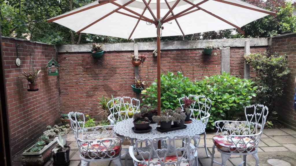 Casa Geminada 3 dormitórios